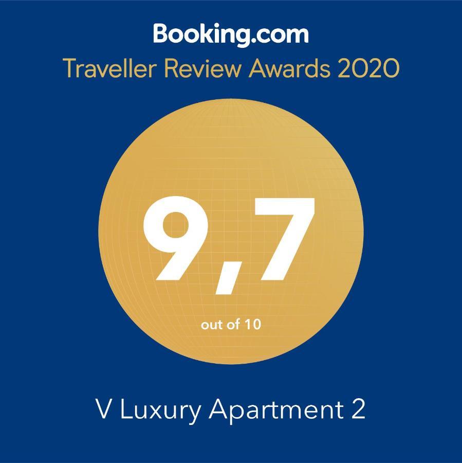 יואנינה V Luxury Apartment 2 מראה חיצוני תמונה