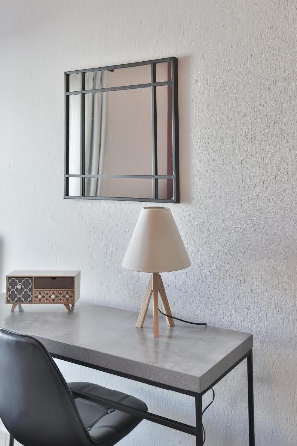 יואנינה V Luxury Apartment 2 מראה חיצוני תמונה