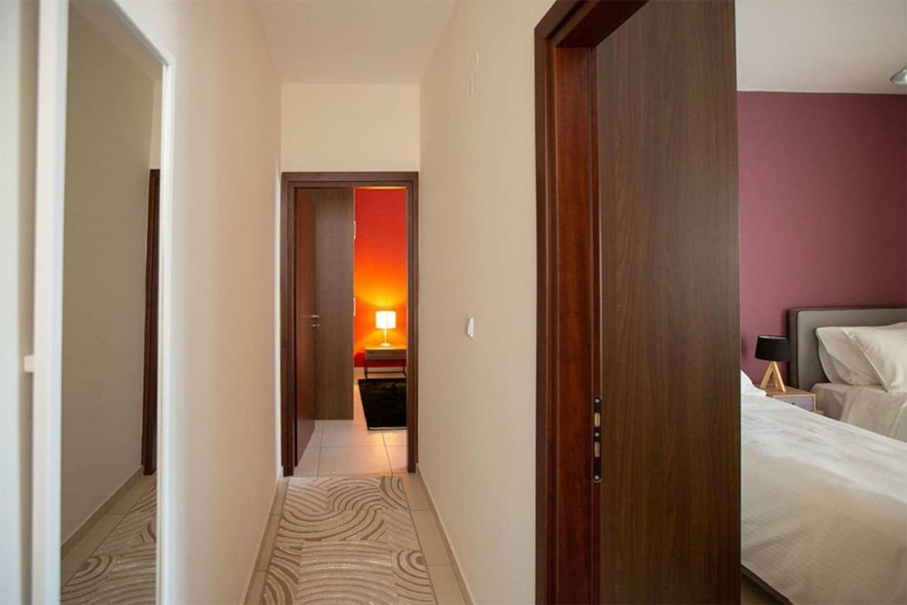 יואנינה V Luxury Apartment 2 מראה חיצוני תמונה