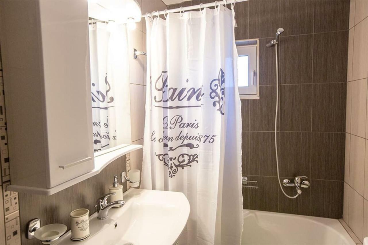 יואנינה V Luxury Apartment 2 מראה חיצוני תמונה